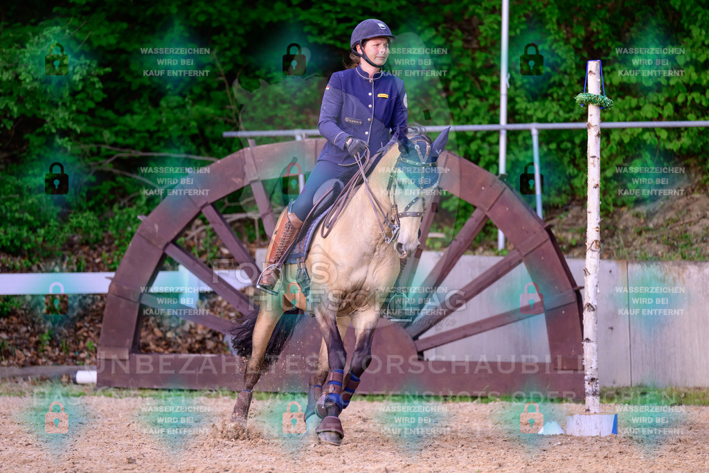 02052026-Giesenbach-03-Speedtrail-1335 | Fokus Hufschlag Fotografie - Realisiert mit Pictrs.com