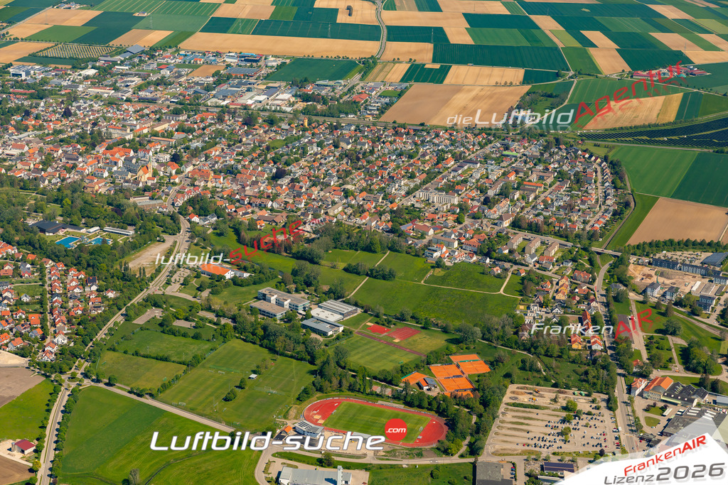 Das Luftbild zeigt :  Bobingen - Die Luftaufnahme wurde 2024 vom UL-Flugzeug aus erstellt ( keine Drohne ) - Hochauflösende Luftaufnahme - Für grossformatige Ausdrucke geeignet. Die Geschenkidee !Mit Lizenz und Bildrechte bestellbar