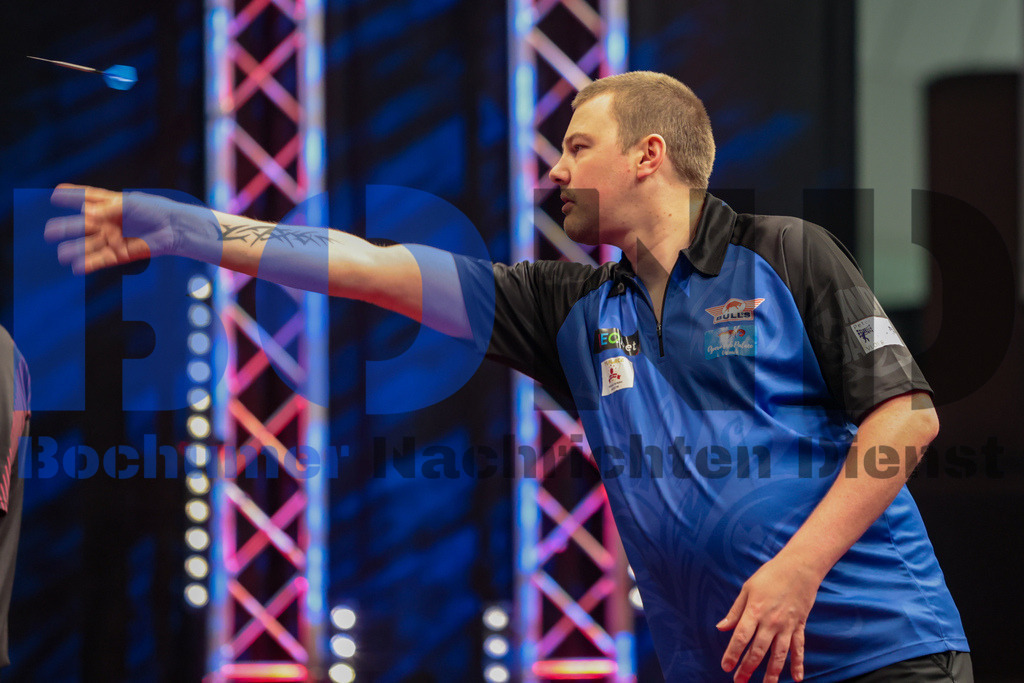 PDC European Darts Open 2024 | {headline}(Foto: Sebastian Sendlak / BOND) - Realisiert mit Pictrs.com