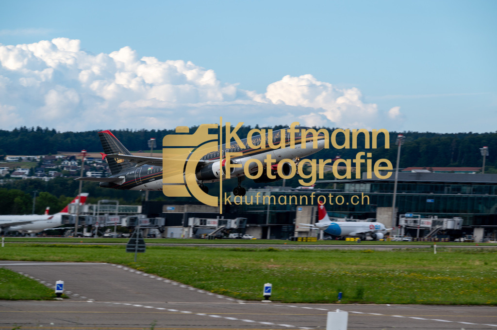 ZRH_Planespotting_def-5851 | kaufmannfoto - Realisiert mit Pictrs.com