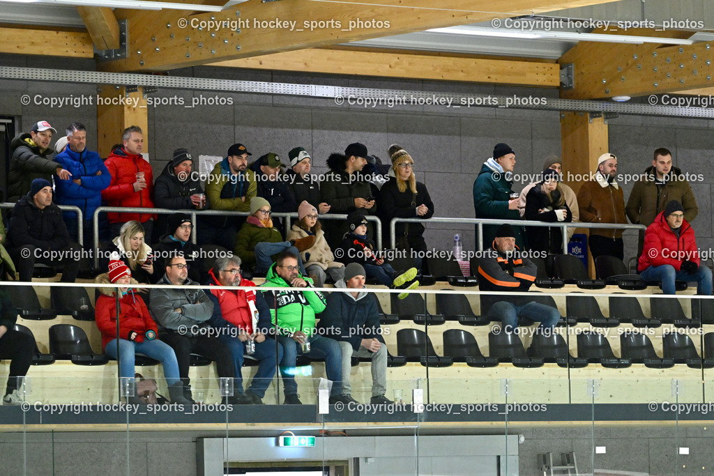 ESV FERLACH vs. ESC SOCCERZONE STEINDORF | Besucher Eishalle Ferlach, ESV FERLACH vs. ESC SOCCERZONE STEINDORF, ESV FERLACH vs. ESC SOCCERZONE STEINDORF am 22.11.2024 in Ferlach (Eishalle Ferlach ), Austria, (Photo by Bernd Stefan)