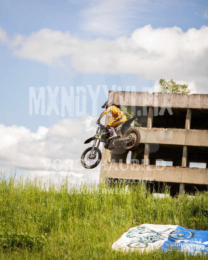 866A7245 | mxndyyvipix