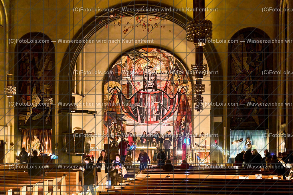 ALP8745_Nacht der tausend Lichter_im Hauptschiff | (C)FotoLois.com, Alois Spandl. 'Nacht der 1000 Lichter' in der Pfarrkirche Wieselburg, Do 31. Oktober 2024.