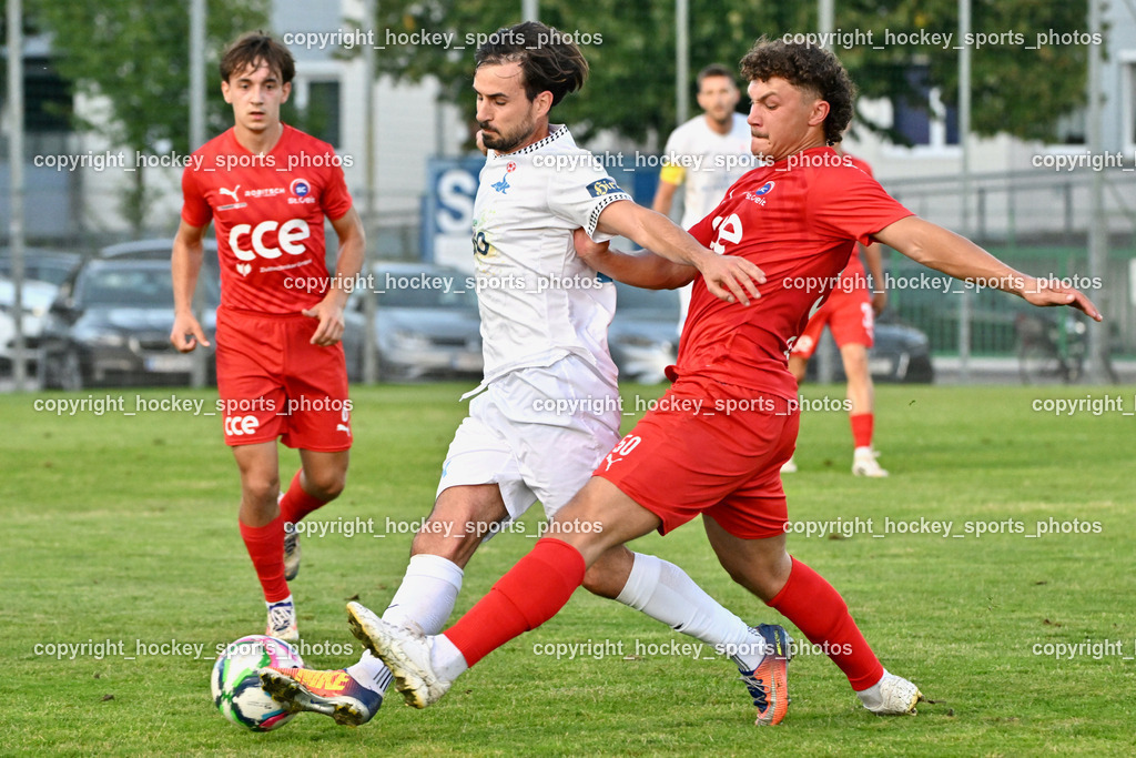 SAK vs. SC St. Veit | #50 Davor Ponjavic SC St. Veit, #20 Marko Huc SAK, #6 Julian Hufnagl SC St. Veit, SAK vs. SC St. Veit, SAK vs. SC St. Veit am 19.09.2025 in Klagenfurt (Sportpark Welzenegg), Austria, (Photo by Bernd Stefan)