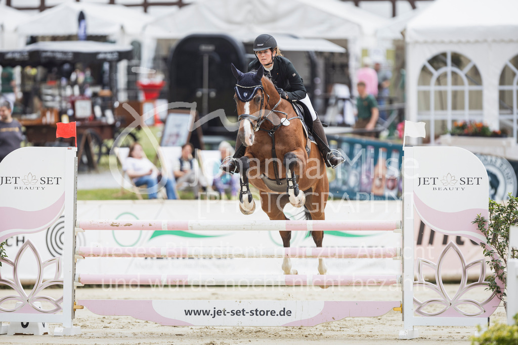 250710_BHO_Stil-L-1-173 | Deine schönsten Turniermomente als professionelle Fotos! Entdecke hochwertige Pferdesport-Fotografie im Online-Shop. Jetzt Fotos finden & bestellen!