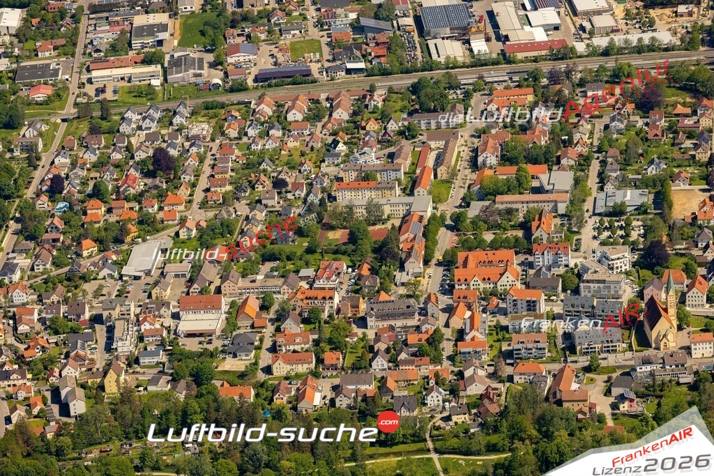 Das Luftbild zeigt :  Bobingen - Die Luftaufnahme wurde 2024 vom UL-Flugzeug aus erstellt ( keine Drohne ) - Hochauflösende Luftaufnahme - Für grossformatige Ausdrucke geeignet. Die Geschenkidee !Mit Lizenz und Bildrechte bestellbar