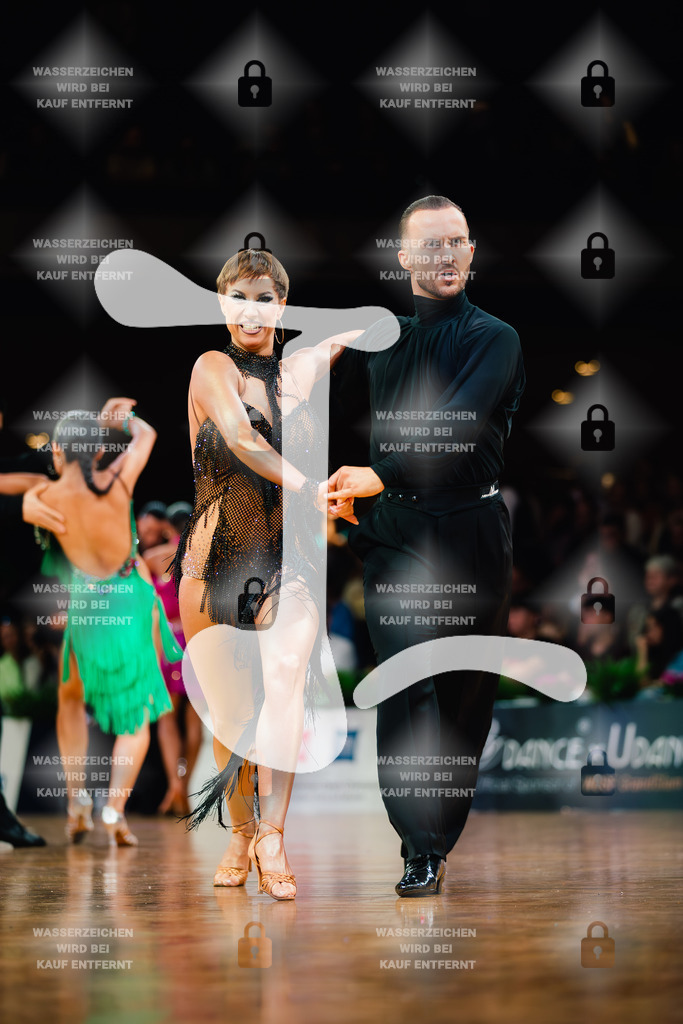 GOC 2025 - WDSF GrandSlam Latin 120th-122nd (160) Marvin Ochs _ Jule Stellrecht (Germany)-2025-08-23-1528 | Webshop for digital downloads and prints of dance sport, event & show photographer Julian Link - Realisiert mit Pictrs.com