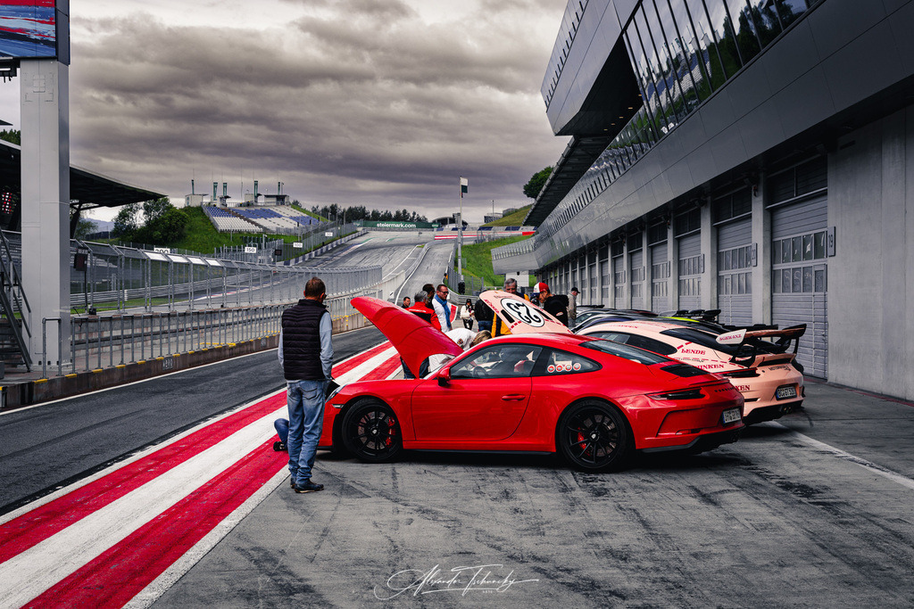 Red Bull Ring 2025 | Entdecken Sie die faszinierende Welt von Alexander Tschuncky Arts: Kreative Fotografie, atemberaubende Automobilkunst und hochwertiger Bilderdruck. Lassen Sie sich inspirieren! - Realisiert mit Pictrs.com