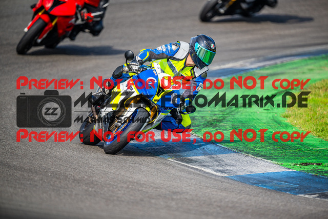 MaZZes_FotoMatrix_240701_6007705_0693 | INST