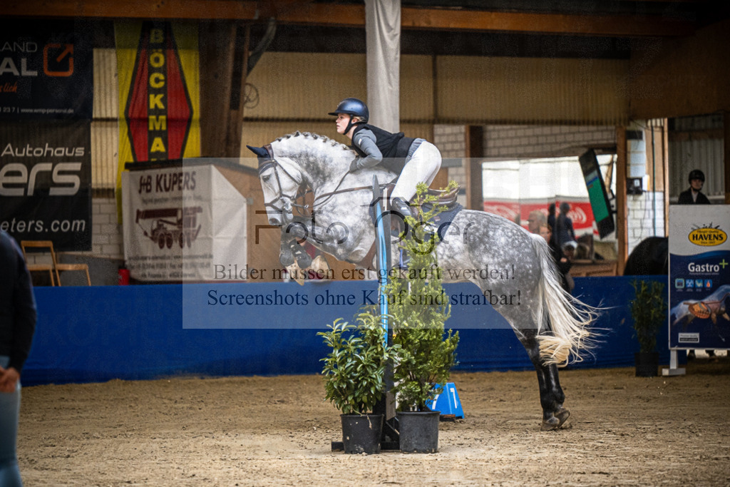 DOS_1755 | Entdecke hochwertige Reitturnierfotos von Foto Oger. Professionell, emotional und authentisch – jetzt Lieblingsmomente im Shop bestellen.Deutschlandweite Turnierfotografie. - Realisiert mit Pictrs.com