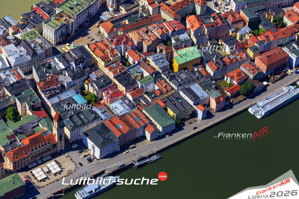 Die Luftaufnahme der Stadt Passau wurde 2017 vom Flugzeug heraus erstellt ( keine Drohne )- hohe Auflösung für beste Qualität