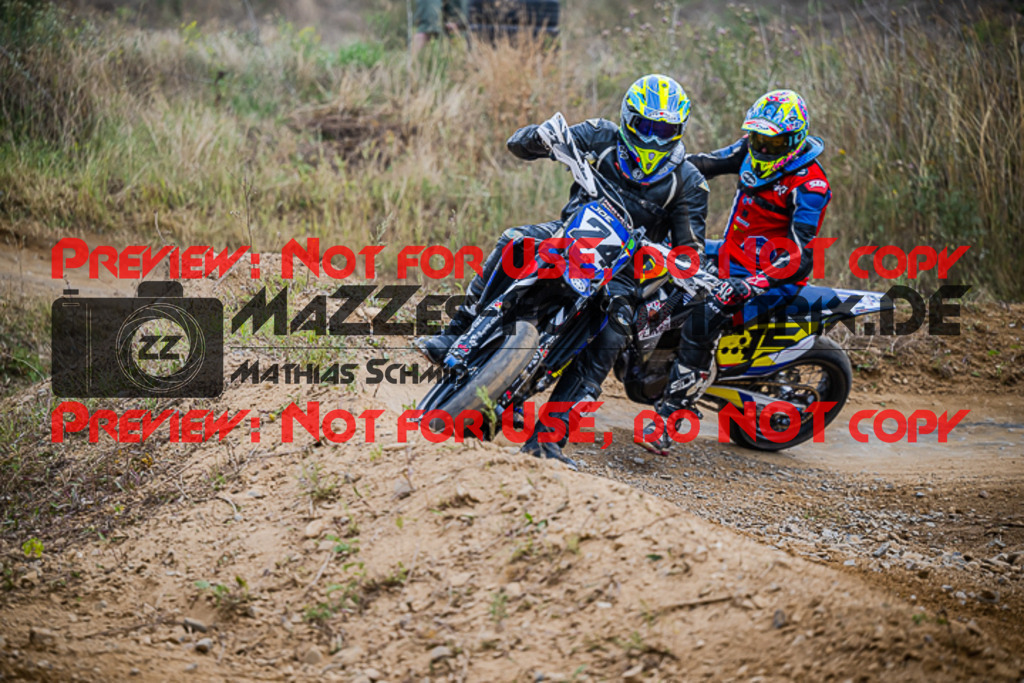 MaZZes_FotoMatrix_220813_5269 | UE40