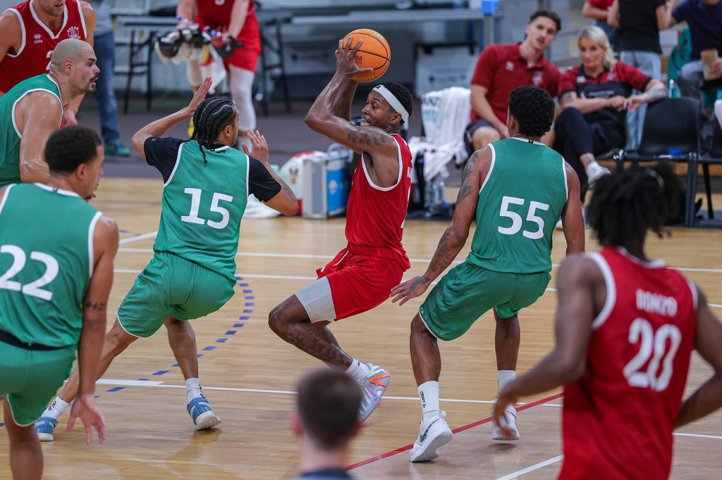 BAYER GIANTS vs VET-CONCEPT Gladiators Trier Test-72 | Fotos von Basketballspielen aus dem Raum NRW fotografiert von Gero Mueller-Laschet und Daniel Schaefer - Realisiert mit Pictrs.com