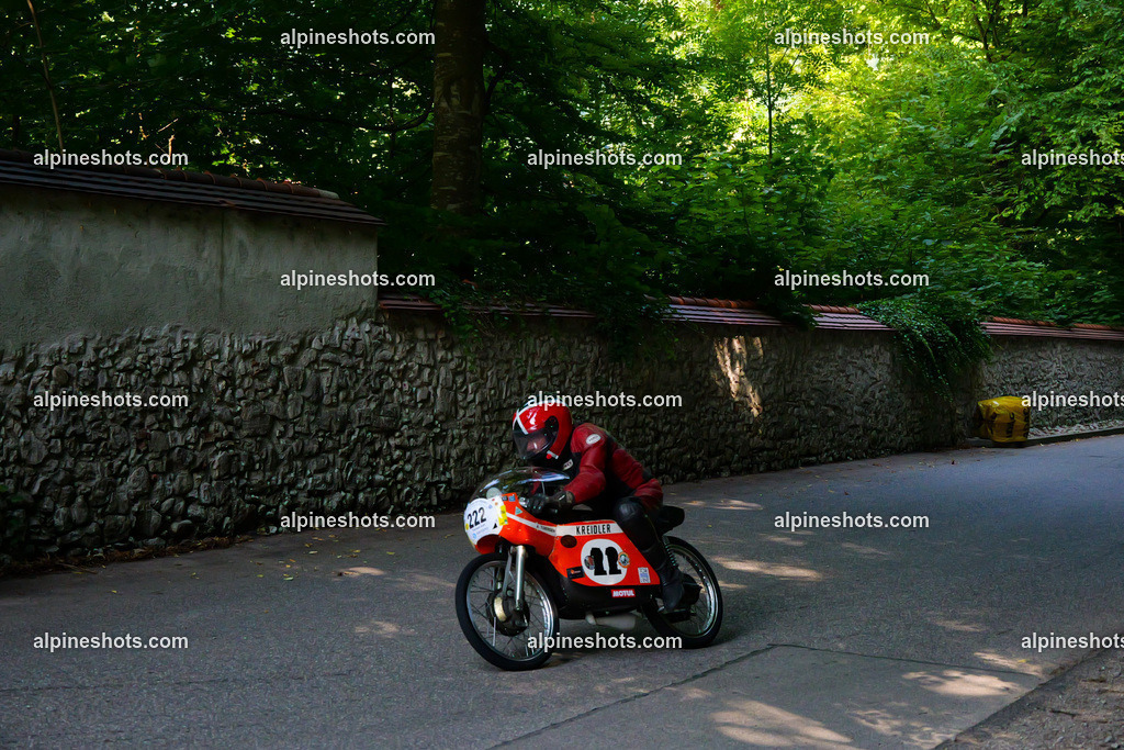P1015298 | Erleben Sie atemberaubende, hochqualitative Fotos Ihrer Fahrt entlang der malerischen Alpenstraßen. Besuchen Sie alpineshots.com, um professionelle Aufnahmen Ihrer unvergesslichen Reise zu finden und zu kaufen - Realisiert mit Pictrs.com