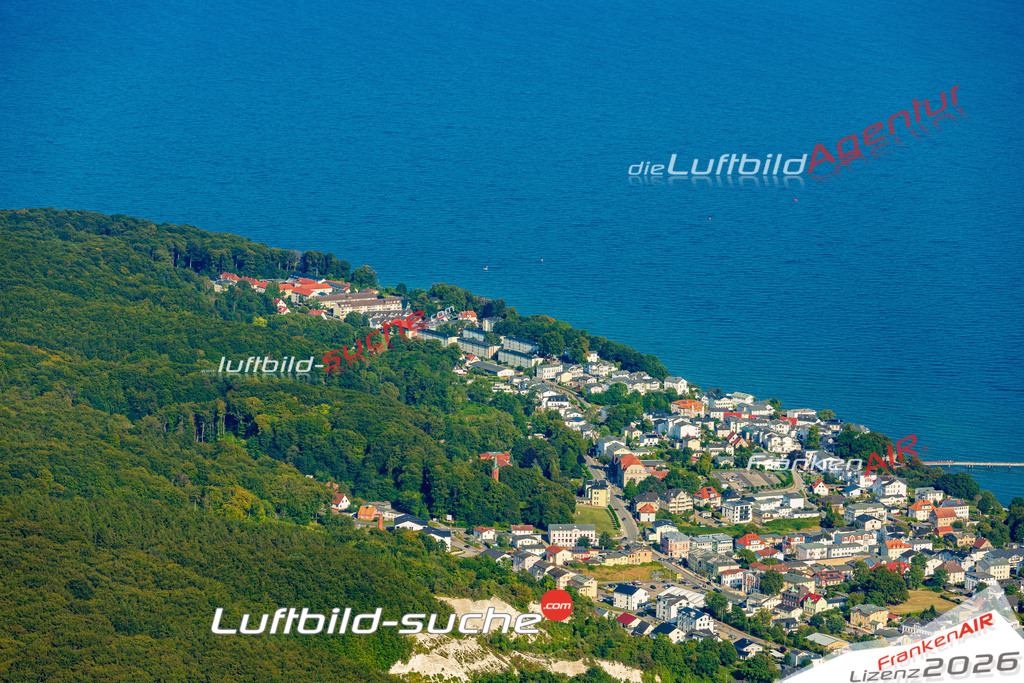 Luftbild der Stadt Sassnitz - Das Luftbild wurde 2025 vom UL-Flugzeug heraus erstellt ( keine Drohnenaufnahme ) - Hochauflösende Luftaufnahme - für Wandbilder und großformatige Ausdrucke geeignet. Das besondere Geschenk!Hier alle&nbsp;Infos zur Lizenzierung der LuftaufnahmeWir fliegen auch dieses Jahr wieder in Ihre Region um Luftbilder zu erstellen.- Luftbild anfragen