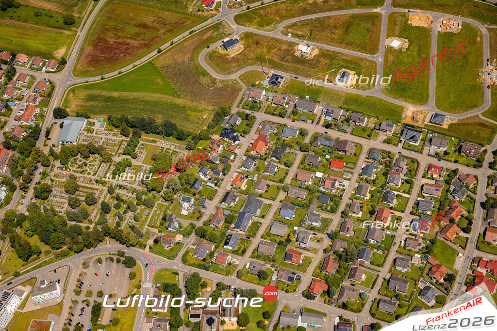 Das Luftbild zeigt :  Pfullendorf - Die Luftaufnahme wurde 2024 vom UL-Flugzeug aus erstellt ( keine Drohne ) - Hochauflösende Luftaufnahme - Für grossformatige Ausdrucke geeignet. Die Geschenkidee !Mit Lizenz und Bildrechte bestellbar