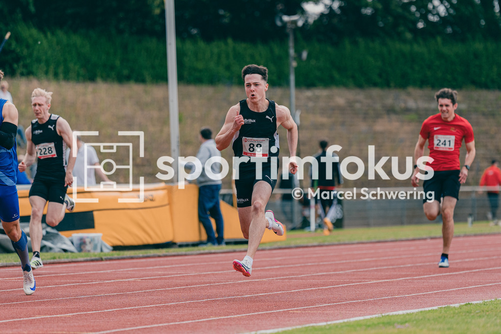 FLVW-Meisterschaften 2026 | Impressionen und Wettkampfszenen der FLVW-Meisterschaften 2026 mit Athletinnen und Athleten verschiedener Vereine und Altersklassen in unterschiedlichen Disziplinen der Leichtathletik. - Realisiert mit Pictrs.com