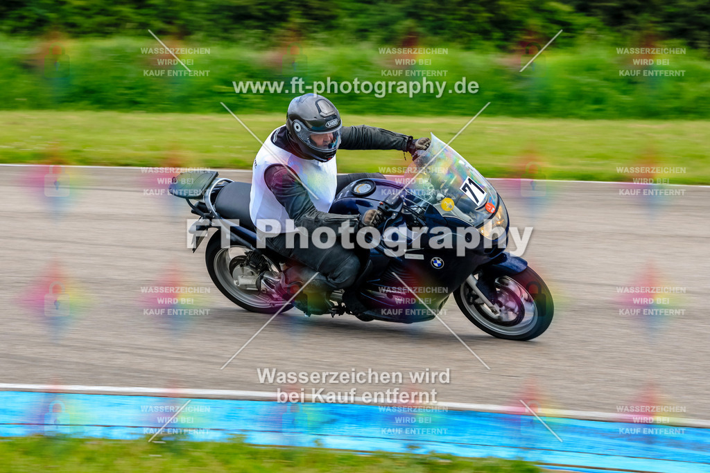 MotoTeam-9768 | Hier findet Ihr Bilder von Touristenfahrten auf der Nürburgring Nordschleife oder von anderen Veranstaltungen die ich besucht habe. Viel Spass beim Durch Schauen 