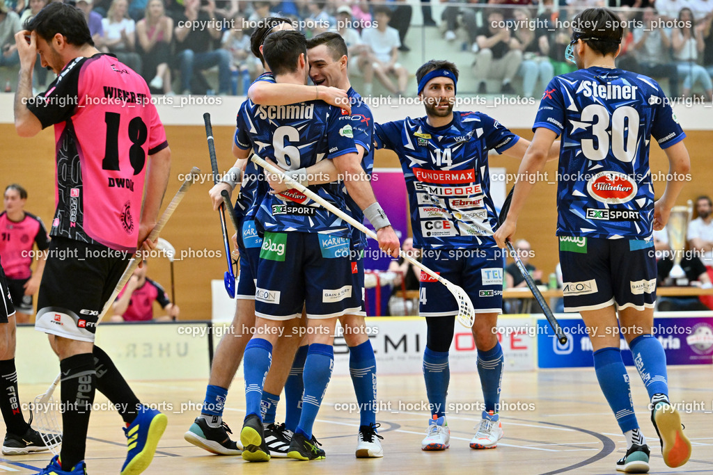 VSV Unihockey vs. Wiener Floorballferein 6.4.2024 | Jubel VSV Unihockey, #6 Timo Schmid VSV Unihockey, #19 Philipp Seiser VSV Unihockey, #14 Michael Klemm VSV Unihockey, #30 Christoph Steiner VSV Unihockey, VSV Unihockey vs. Wiener Floorballferein 6.4.2024, VSV Unihockey vs. Wiener Floorballferein  am 06.04.2024 in Villach (Ballspielhalle St. Martin), Austria, (Photo by Bernd Stefan)