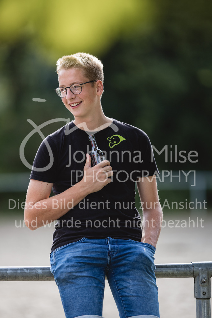 230827_Delbrueck_A-Spr2_Impressionen-848 | Deine schönsten Turniermomente als professionelle Fotos! Entdecke hochwertige Pferdesport-Fotografie im Online-Shop. Jetzt Fotos finden & bestellen!