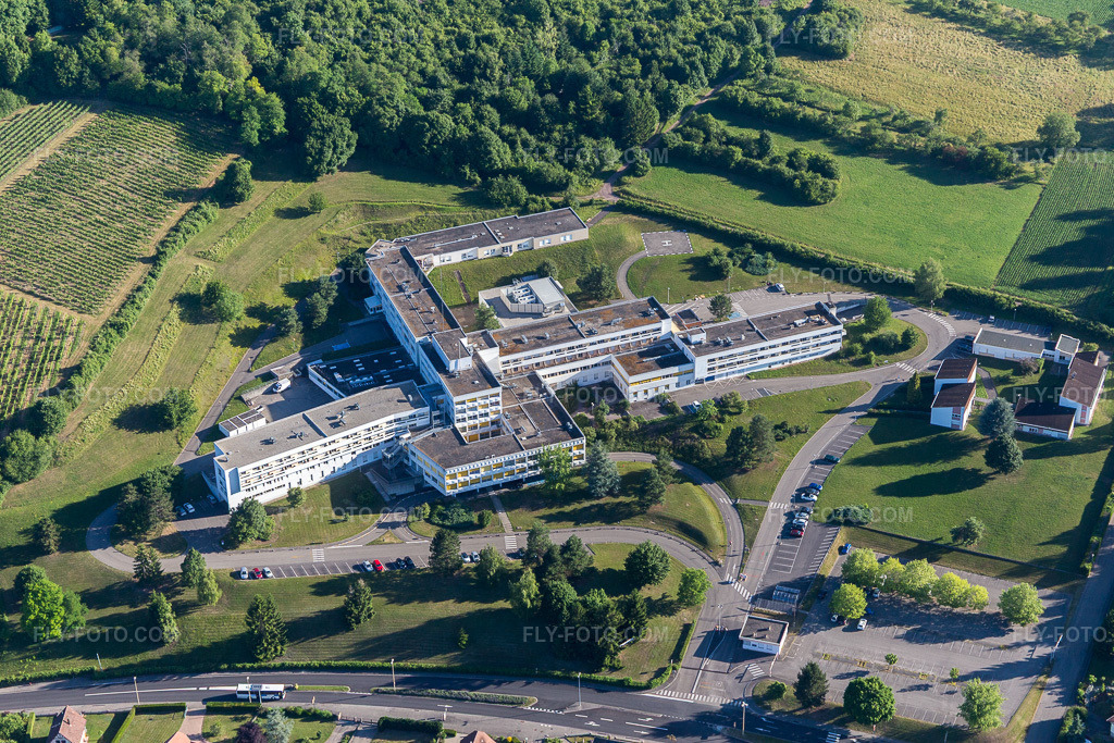 Aerial view: Hospital grounds of the Centre Hospitalier de la Lauter in Wissembourg in the state Bas-Rhin, France.Photo: IMG_100983.jpg taken on 06/17/2017 by Werner Riehm/FLY-FOTO.comResolution of the original: 5472 x 3648 px