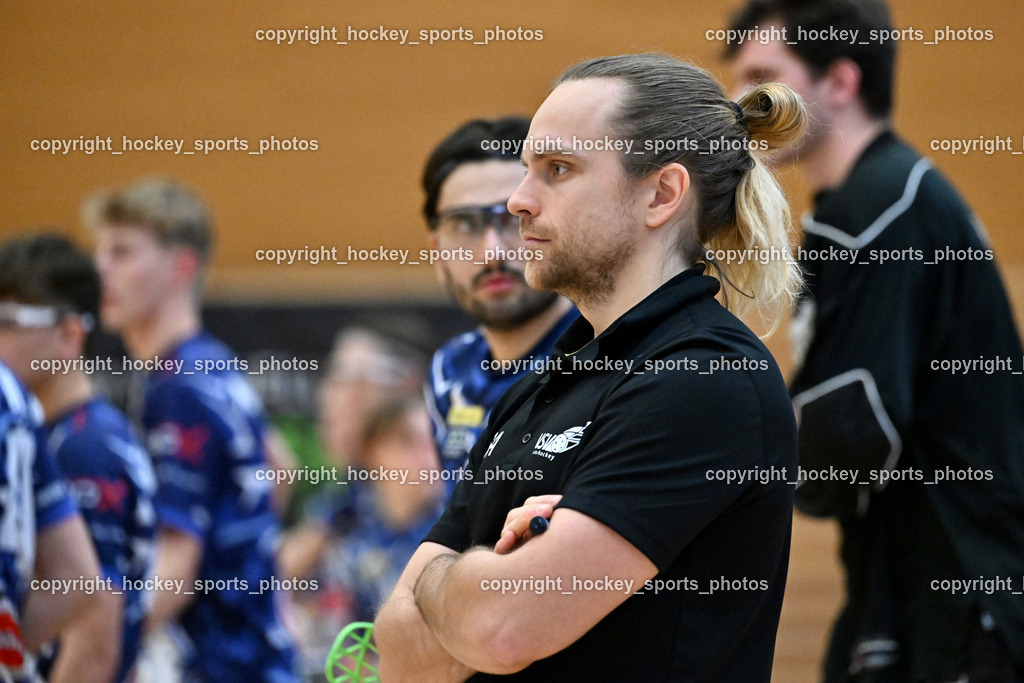 VSV Unihockey  vs. FBK Loka  | Headcoach VSV Unihockey Sami Aalto, VSV Unihockey  vs. FBK Loka , VSV Unihockey  vs. FBK Loka  am 25.01.2026 in Villach (Ballspielhalle St. Martin), Austria, (Photo by Bernd Stefan)