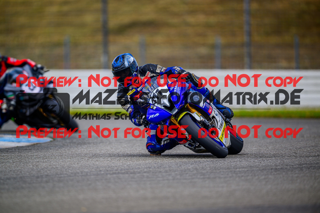 MaZZes_Fotomatrix_20250628_6007705_8334 | WEISS