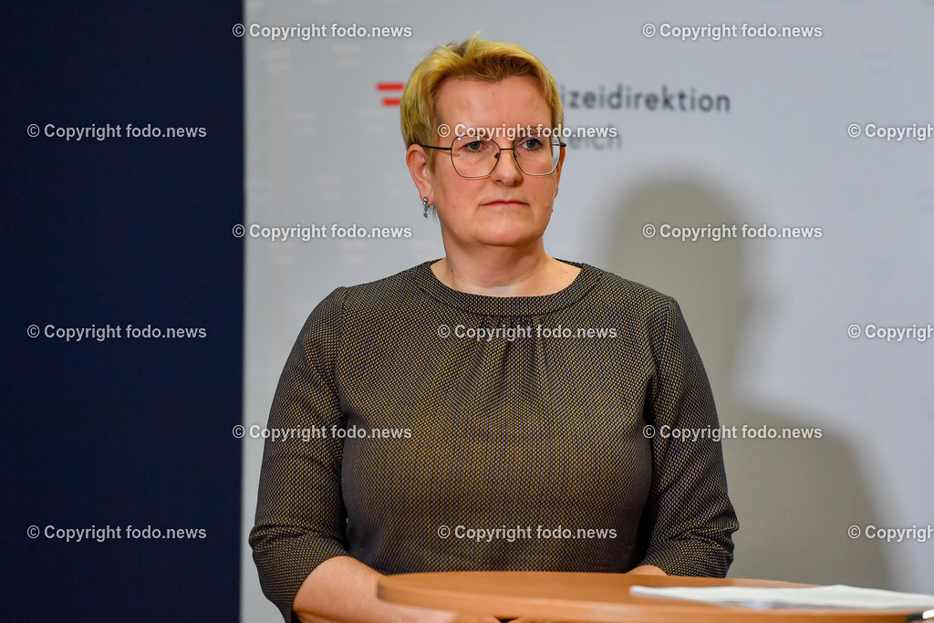 Landespolizeidirektion Oberoesterreich_ Pressekonferenz Festnahme Mordversuch Linz-Kleinmuenchen_ 09.01.2023-2 | 09.01.2023, Landespolizeidirektion Oberoesterreich, AUT, Pressekonferenz Festnahme Mordversuch Linz-Kleinmuenchen, im Bild Ulrike Breiteneder (Staatsanwaltschaft Linz)