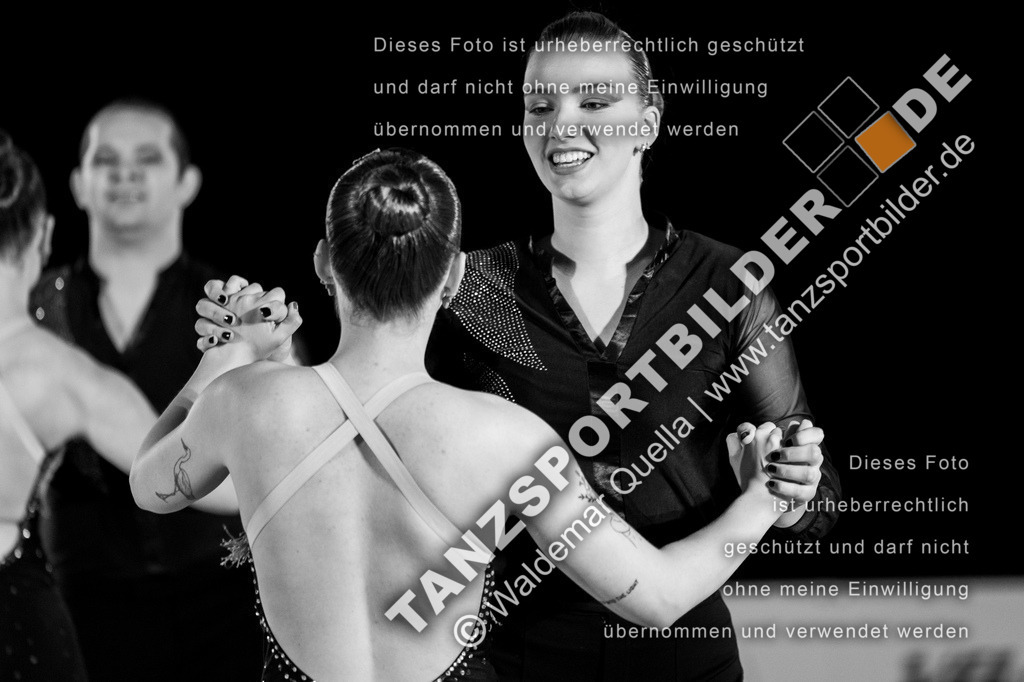 20250503-00867 | Hier finden Sie Tanz Bilder vom Latein und Standard Formationen tanzen. Sportbilder vom Tanzsport. Schöne Fotos und von Weltmeisterschaft, Europameisterschaft, Bundesliga, Regionalliga, Oberliga und Landesliga sowie von GOC Stuttgart, DanceComp, WM Bremen