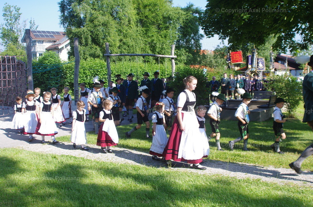 IMGP2851 | fotografiert von Axel PollmannLeonhardi Wallfahrt Benediktbeuern und Murnau, Fronleichnam, Fasching, Landschaft im Loisachtal und Benediktbeuern  - Realisiert mit Pictrs.com