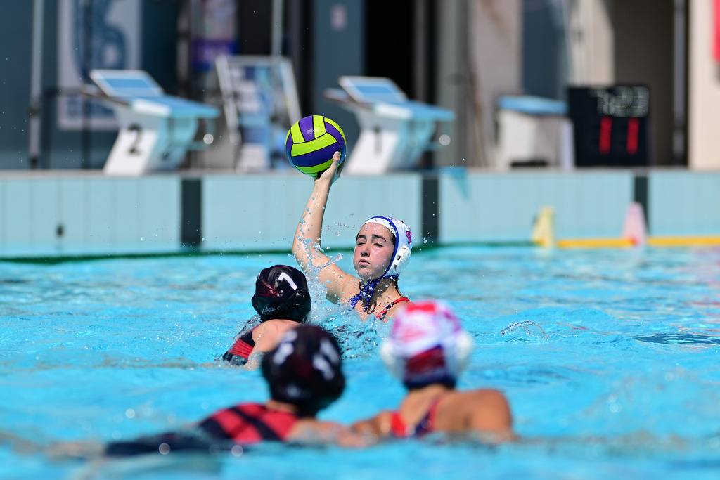 Wasserball I Frauen I Saison 2024-2025 I Nordic League I Gruppenphase I Sirens A.S.C. - Cheltenham S & WP Club (CSWPC) | Chloe Amato (Sirens A.S.C.) - Realisiert mit Pictrs.com