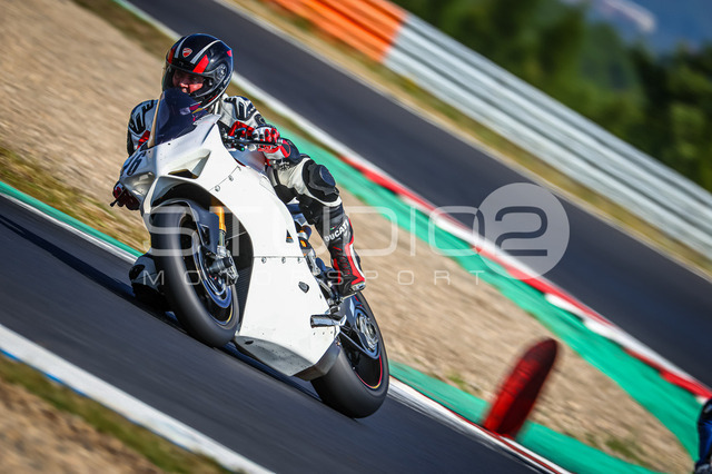 0016-260803MM-046_16 | Deine Full-Service-Agentur für ✔️Videoproduktionen und ✔️Motorsportfotografie Jetzt Angebot anfragen!
