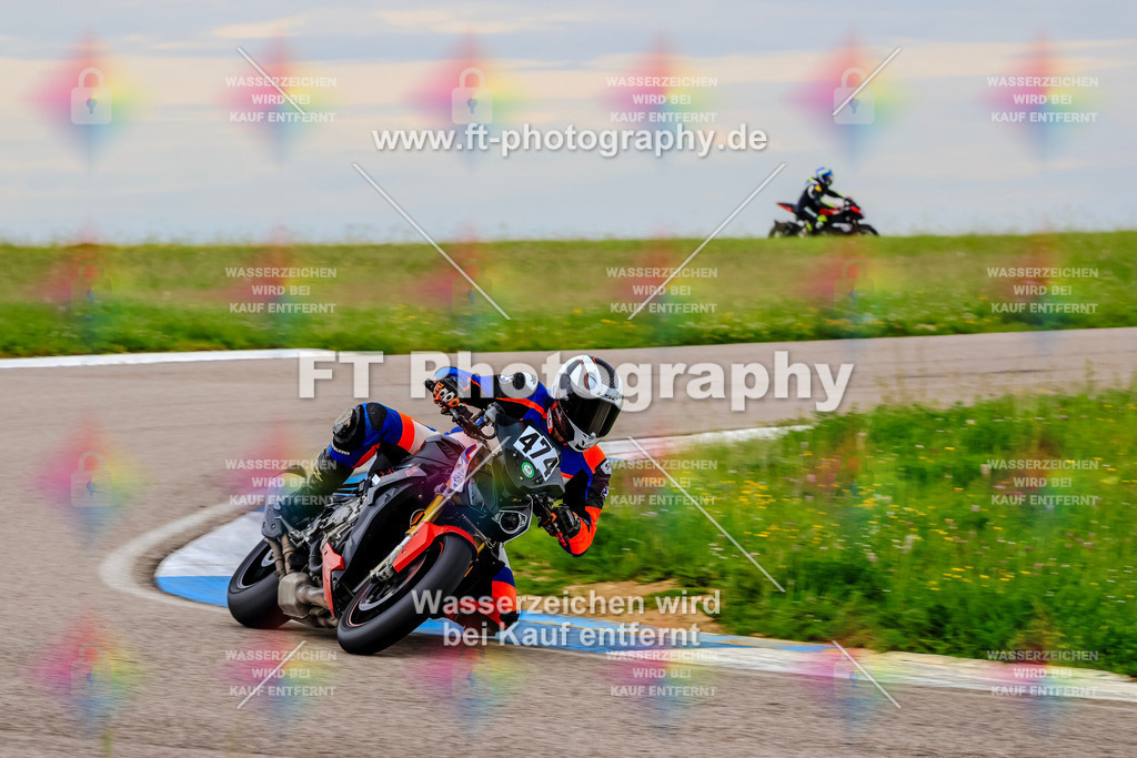 MotoTeam-2018 | Hier findet Ihr Bilder von Touristenfahrten auf der Nürburgring Nordschleife oder von anderen Veranstaltungen die ich besucht habe. Viel Spass beim Durch Schauen 