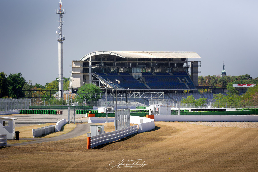 Ducati Trackday Hockenheimring 2026 | Entdecken Sie die faszinierende Welt von Alexander Tschuncky Arts: Kreative Fotografie, atemberaubende Automobilkunst und hochwertiger Bilderdruck. Lassen Sie sich inspirieren! - Realisiert mit Pictrs.com