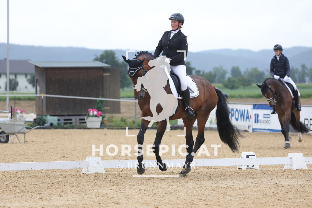 0P6A0804 | Willkommen bei Brunnmayr - Design & Fotografie – Ihrem Spezialisten für Reitturniere und Pferdeveranstaltungen in Oberösterreich, Salzburg und Bayern! Seit über 17 Jahren sind wir leidenschaftlich dabei.
