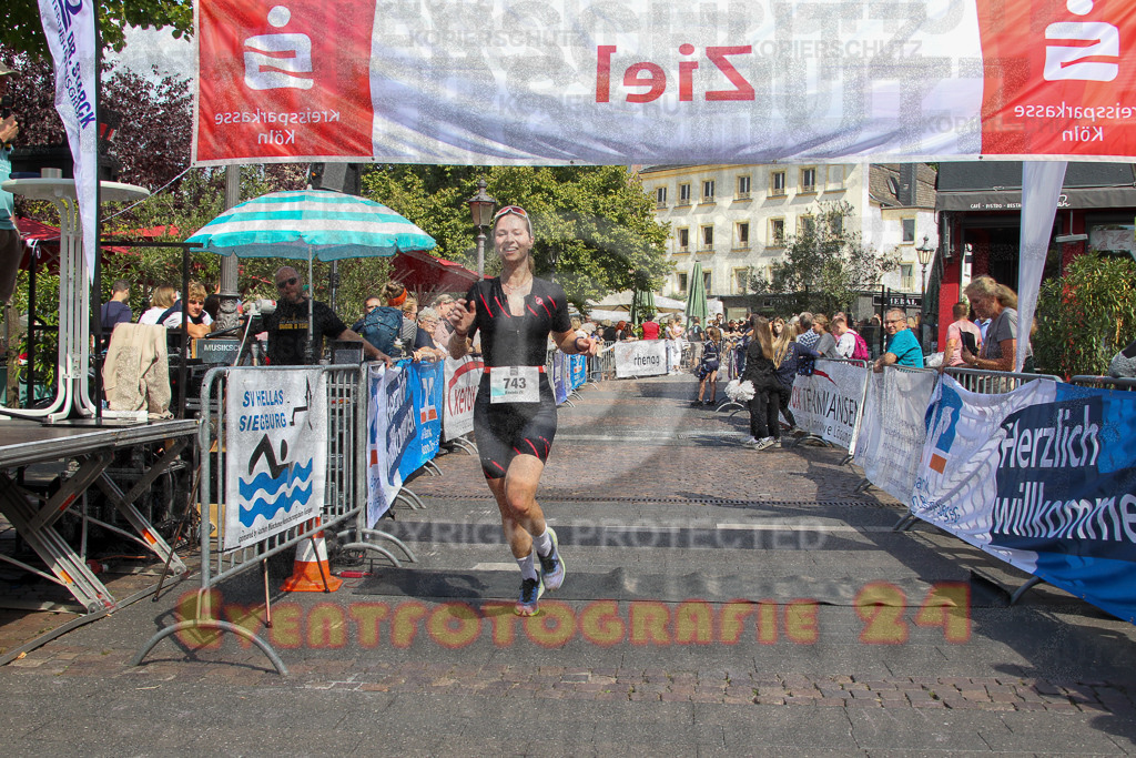250824_1443_EV4_2115 | Sportfotografie im Rhein-Sieg Kreis, Köln, Bonn, NRW, Rheinland Pfalz, Hessen, etc. Unser Tätigkeitsfeld umfasst den Laufsport vom Volkslauf über den Marathon, Duathlon, Triathon bis zum Ultralauf wie Kölnpfad Ultra oder Schindertrail.