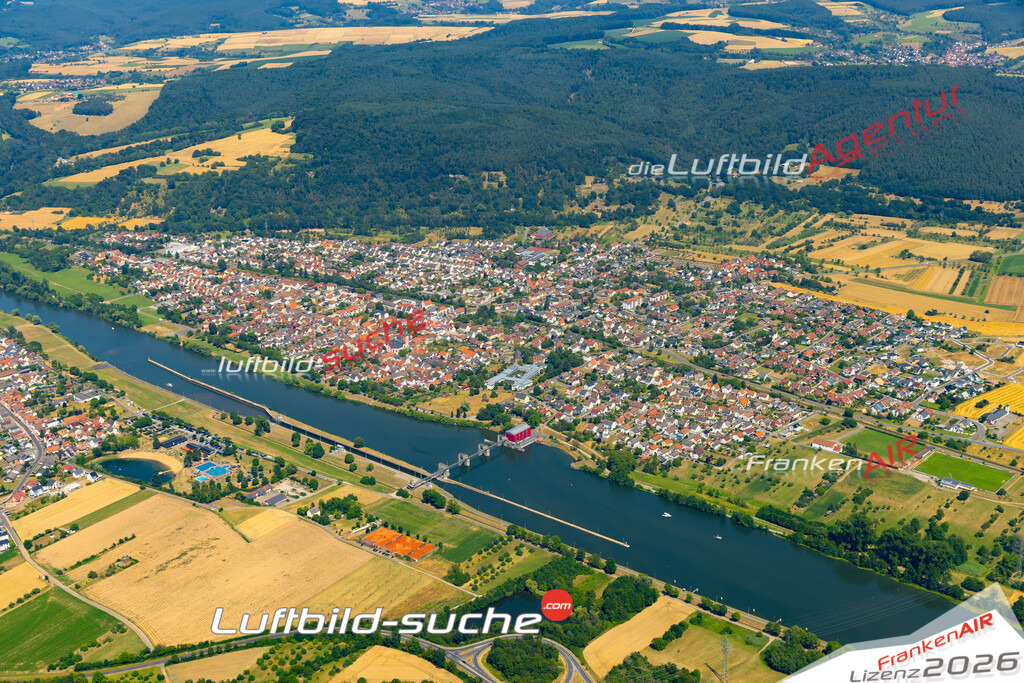 Das Luftbild zeigt :  Kleinwallstadt - Die Luftaufnahme wurde 2023 vom UL-Flugzeug aus erstellt ( keine Drohne ) - Hochauflösende Luftaufnahme - Für grossformatige Ausdrucke geeignet. Die Geschenkidee !Mit Lizenz und Bildrechte bestellbar