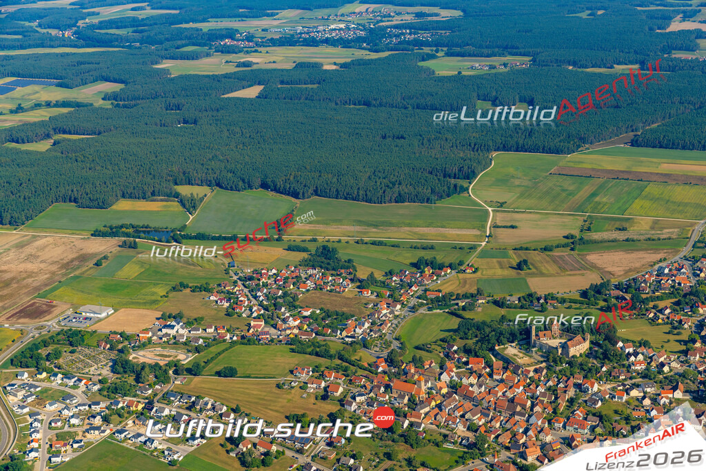 Das Luftbild zeigt :  Abenberg - Die Luftaufnahme wurde 2024 vom UL-Flugzeug aus erstellt ( keine Drohne ) - Hochauflösende Luftaufnahme - Für grossformatige Ausdrucke geeignet. Die Geschenkidee !Mit Lizenz und Bildrechte bestellbar
