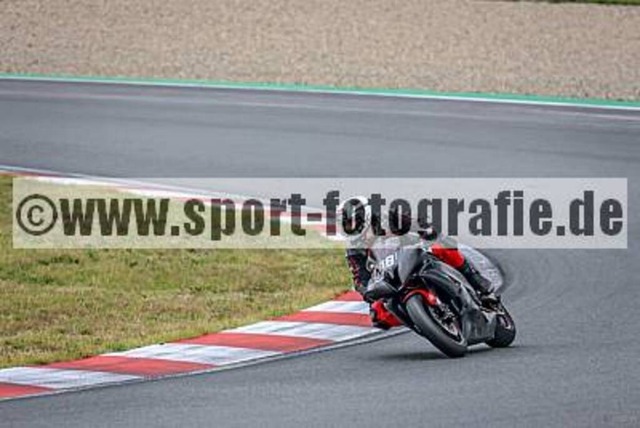 spof2100 | Professionelle Fotos von Sportveranstaltungen, aber auch Hochzeiten und anderen Events. - Realisiert mit Pictrs.com