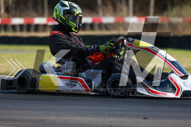 0DKP1869 | Kliewer Motion & Motorsport - Realisiert mit Pictrs.com