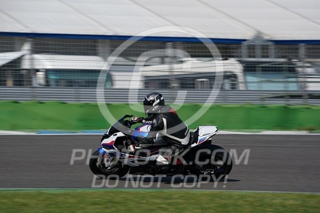 2022_05_10_PBK_32411 | Sportfotografie; SlowMotion; Video; Rennstrecke; Hafeneger; Speer; Racing; RSE; BMW; CBO; Trackday; Motorsportarena; Hockenheimring; Brno; Most; Barcelona; Valencia