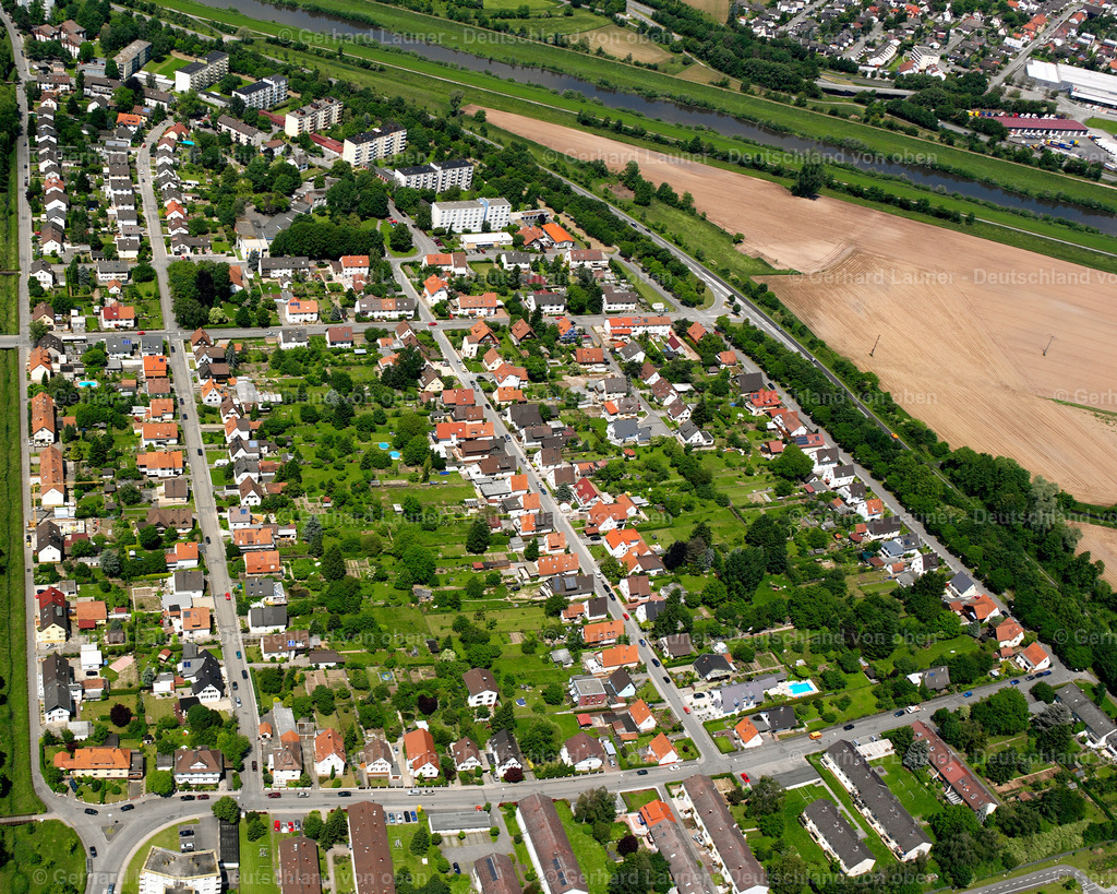 2626343 | SUNDHEIM 09.06.2006 Wohngebiet einer Einfamilienhaus- Siedlung  in Sundheim im Bundesland Baden-Württemberg, Deutschland // Single-family residential area of settlement  in Sundheim in the state Baden-Wuerttemberg, Germany Foto: Gerhard Launer