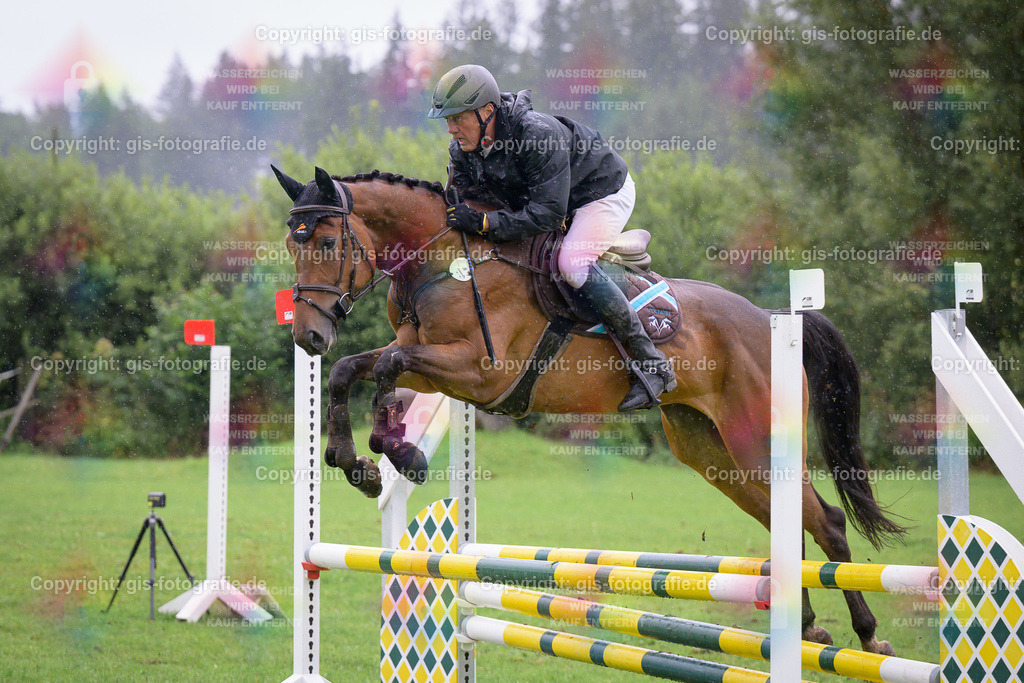 147_Battenberg_Bodo_Chanel-de-Fly_A1_Springen_250802_03 | gis-fotografie