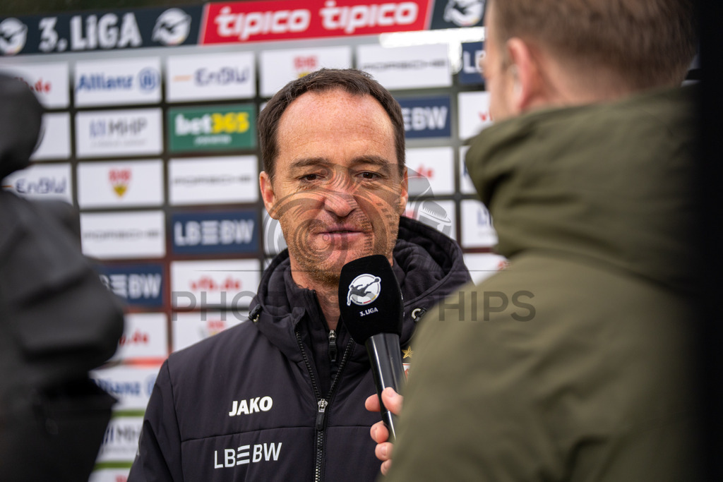 VfB Stuttgart II vs. TSG Hoffenheim II, Fussball, 3. Liga, 26. Spieltag, 15.03.2026 | Nico Willig (Trainer VfB Stuttgart II),VfB Stuttgart II vs. TSG Hoffenheim II, Fussball, 3. Liga, 26. Spieltag, 15.03.2026Foto: photosbyphips/Philip Ziegler