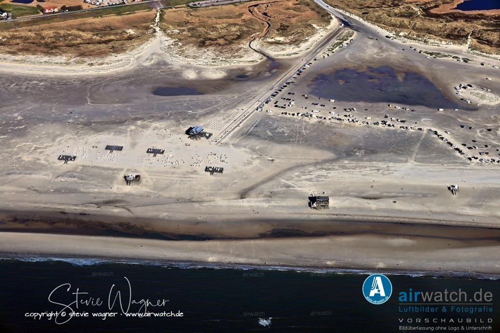 Halligen-Inseln-Weltnaturerbe-Wattenmeer-04-2023-airwatch-wagner-240A0505 | Entdecken Sie atemberaubende Luftbilder und Fotografien auf airwatch.de - Tauchen Sie ein in eine Welt voller faszinierender Aufnahmen aus der Vogelperspektive.