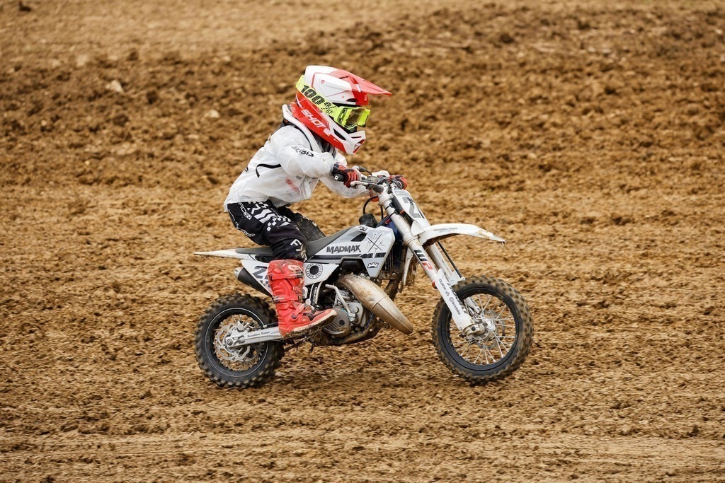 Motocross_Gerstetten_250802_2367 | Fotopresso – Sportfotografie in Heidenheim & Umgebung. Professionelle Sportfotografie für unvergessliche Momente. Dynamische Action-Shots, emotionale Szenen & hochwertige Bilder. - Realisiert mit Pictrs.com