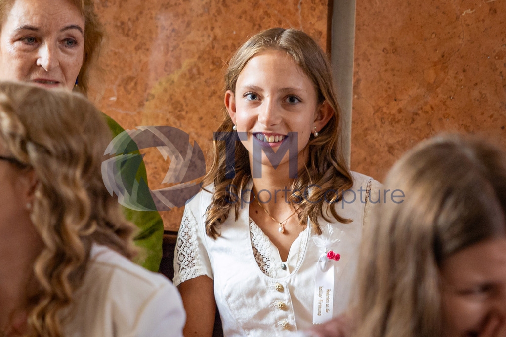 Trainproduction-20240519-1 | Firmung Klagenfurt-Dom 19.05.2024 10:30 Uhr