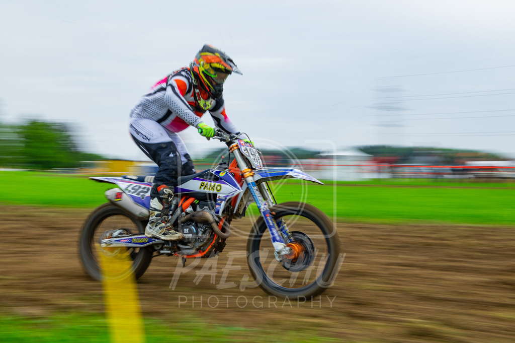 TrMX2 (13) | Paeschuphoto Shop - Wer nicht sucht der auch nicht findet.Ob Motocrossbilder oder von einem besuchtem Spiel, Hauptsache Action. - Realisiert mit Pictrs.com