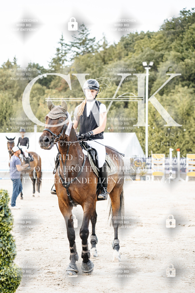 CK704236 | Turnierfotografie Pferdefotografie Trier Rheinland-Pfalz Pferdesport Reitsport Tierfotografie Sportfotografie Pferdevideo Pferdevideografie Equestrianvideography equestrianphotography  - Realisiert mit Pictrs.com