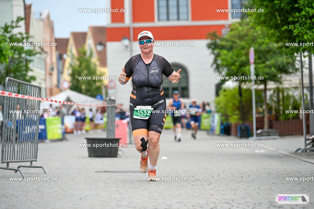 SZI_5288 | Stadttriathlon Erding 2025. #yourpictrs #sportshot_your_pictrs @Sportshotphotography #stadttriathlonerding Copyright: www.sportshot.de